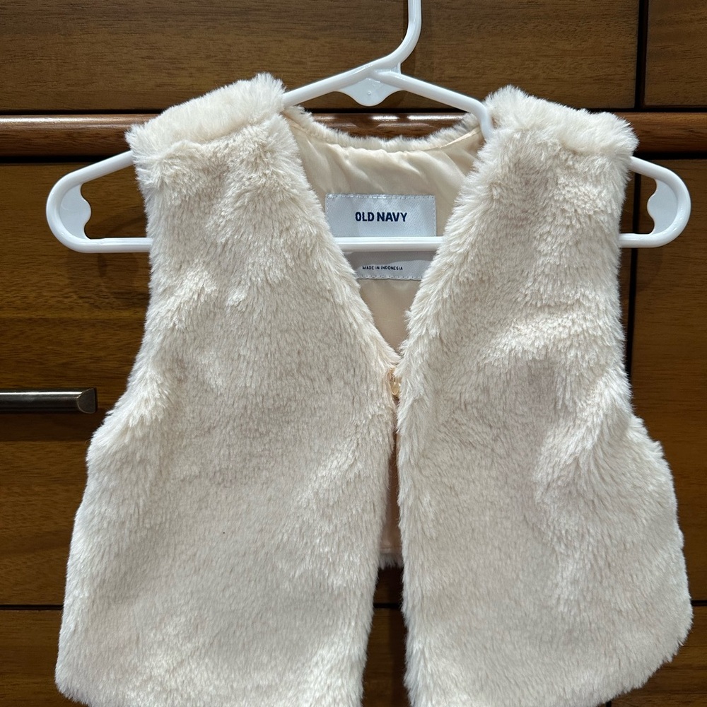 Old Navy Kids Ivory Fuzzy Vest